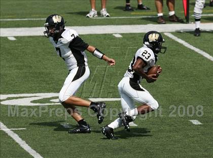 Thumbnail 2 in Middletown vs. Warren Central (Kirk Herbstreit Varsity Football Series) photogallery.
