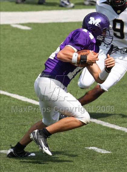 Thumbnail 2 in Middletown vs. Warren Central (Kirk Herbstreit Varsity Football Series) photogallery.