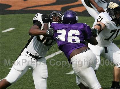 Thumbnail 3 in Middletown vs. Warren Central (Kirk Herbstreit Varsity Football Series) photogallery.