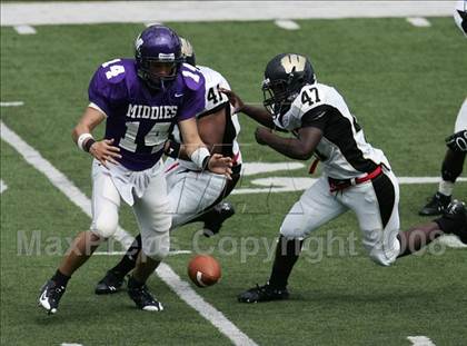 Thumbnail 1 in Middletown vs. Warren Central (Kirk Herbstreit Varsity Football Series) photogallery.
