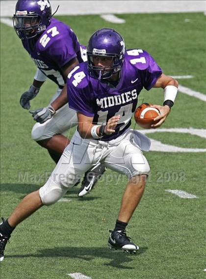 Thumbnail 1 in Middletown vs. Warren Central (Kirk Herbstreit Varsity Football Series) photogallery.