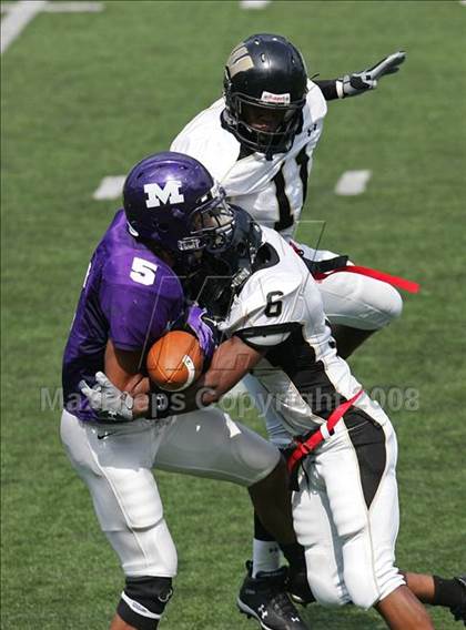 Thumbnail 3 in Middletown vs. Warren Central (Kirk Herbstreit Varsity Football Series) photogallery.