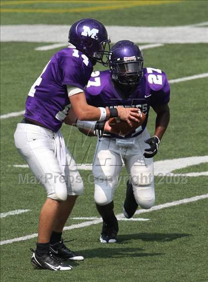 Thumbnail 2 in Middletown vs. Warren Central (Kirk Herbstreit Varsity Football Series) photogallery.