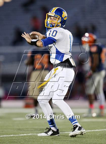 Thumbnail 2 in Del Campo @ Cosumnes Oaks photogallery.