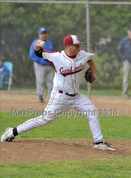 Thumbnail 2 in Laguna Creek vs. Christian Brothers (Land Park Easter Tournament) photogallery.
