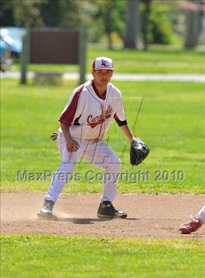 Thumbnail 3 in Laguna Creek vs. Christian Brothers (Land Park Easter Tournament) photogallery.
