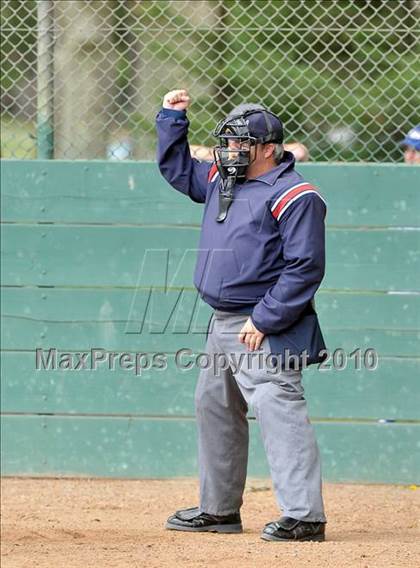 Thumbnail 2 in Laguna Creek vs. Christian Brothers (Land Park Easter Tournament) photogallery.