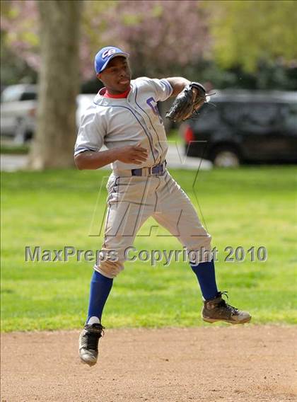Thumbnail 3 in Laguna Creek vs. Christian Brothers (Land Park Easter Tournament) photogallery.