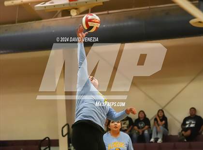 Thumbnail 1 in Winslow @ Alchesay photogallery.