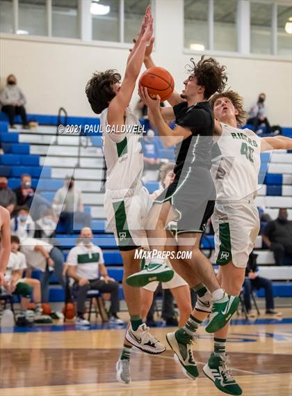 Thumbnail 3 in Jackson vs Port Angeles (Curtis Winter Classic) photogallery.