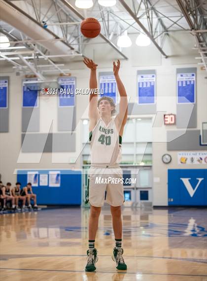 Thumbnail 2 in Jackson vs Port Angeles (Curtis Winter Classic) photogallery.