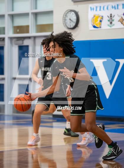 Thumbnail 2 in Jackson vs Port Angeles (Curtis Winter Classic) photogallery.