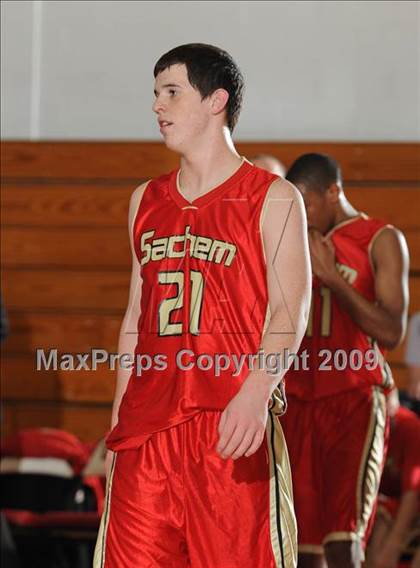 Thumbnail 2 in Islip vs. Sachem East (East Islip Tournament) photogallery.