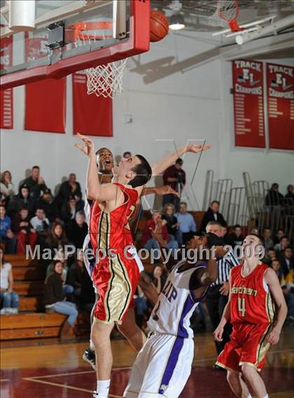 Thumbnail 3 in Islip vs. Sachem East (East Islip Tournament) photogallery.