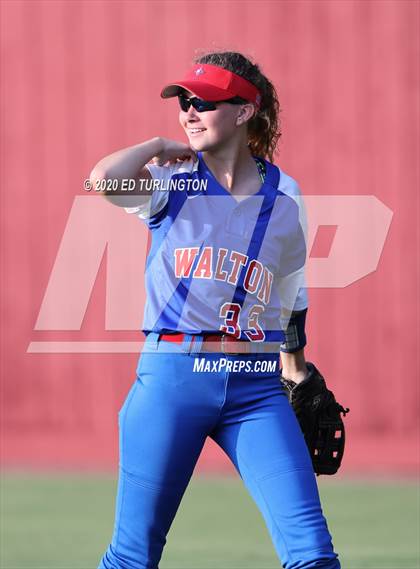 Thumbnail 1 in Walton @ Lassiter photogallery.