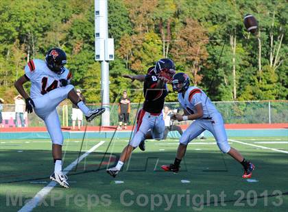 Thumbnail 2 in Mamaroneck @ Fox Lane photogallery.