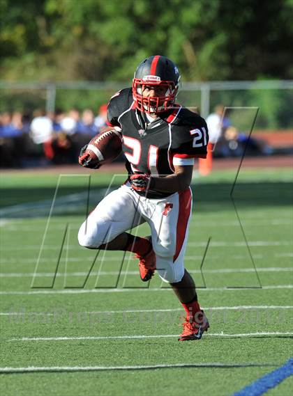 Thumbnail 1 in Mamaroneck @ Fox Lane photogallery.