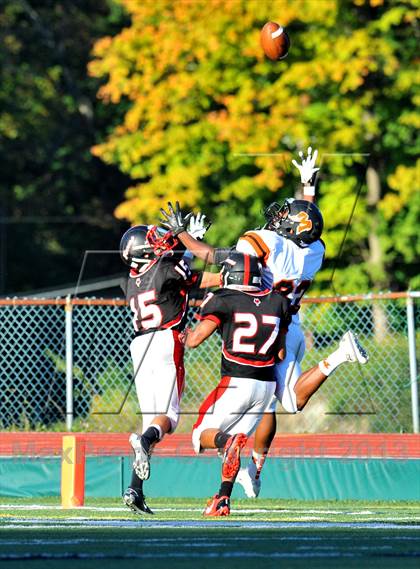Thumbnail 3 in Mamaroneck @ Fox Lane photogallery.