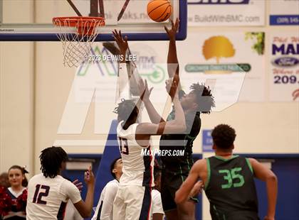 Thumbnail 2 in St. Joseph @ Modesto Christian (CIF NorCal Regional Open Division Final) photogallery.