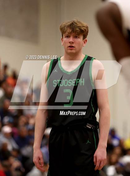 Thumbnail 3 in St. Joseph @ Modesto Christian (CIF NorCal Regional Open Division Final) photogallery.