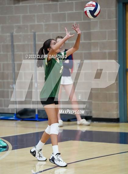 Thumbnail 3 in Bear Creek vs Rifle (Dakota Ridge Varsity Tournament) photogallery.