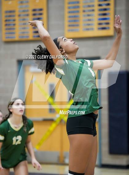 Thumbnail 2 in Bear Creek vs Rifle (Dakota Ridge Varsity Tournament) photogallery.