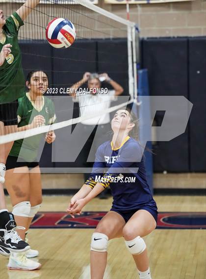 Thumbnail 3 in Bear Creek vs Rifle (Dakota Ridge Varsity Tournament) photogallery.