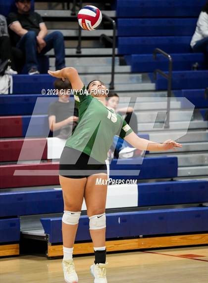 Thumbnail 3 in Bear Creek vs Rifle (Dakota Ridge Varsity Tournament) photogallery.