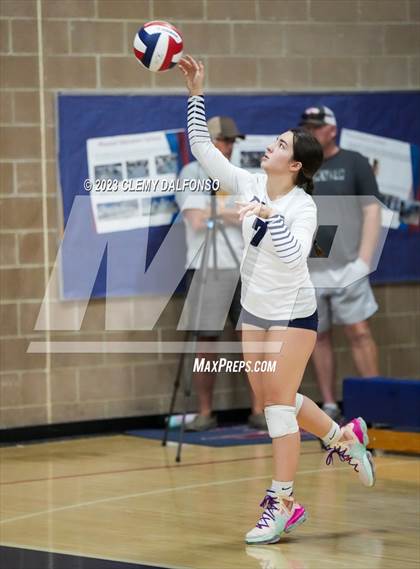 Thumbnail 3 in Bear Creek vs Rifle (Dakota Ridge Varsity Tournament) photogallery.