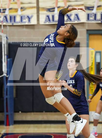Thumbnail 2 in Bear Creek vs Rifle (Dakota Ridge Varsity Tournament) photogallery.