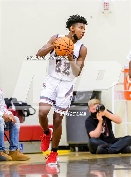 Thumbnail 3 in Hough @ Mallard Creek photogallery.