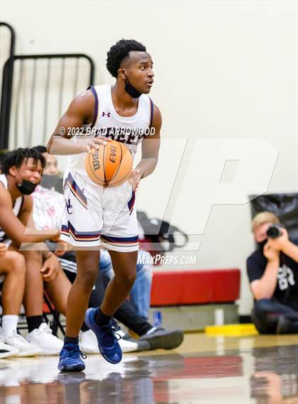Thumbnail 2 in Hough @ Mallard Creek photogallery.