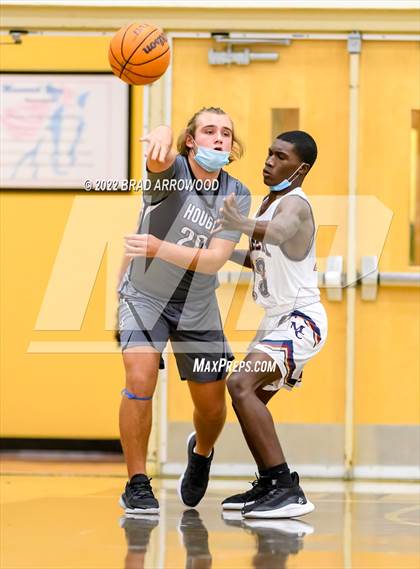 Thumbnail 3 in Hough @ Mallard Creek photogallery.