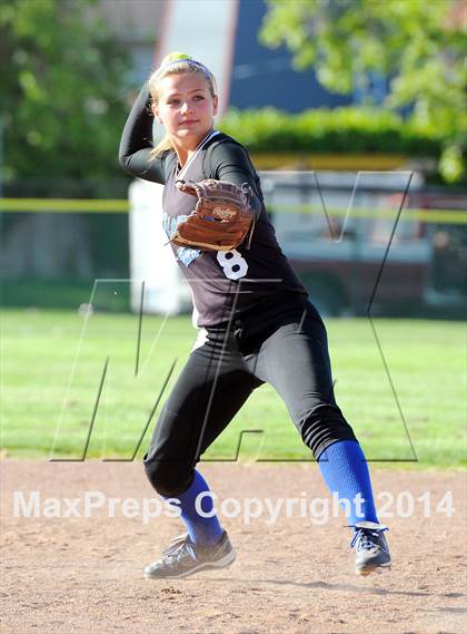 Thumbnail 3 in Analy @ Petaluma photogallery.