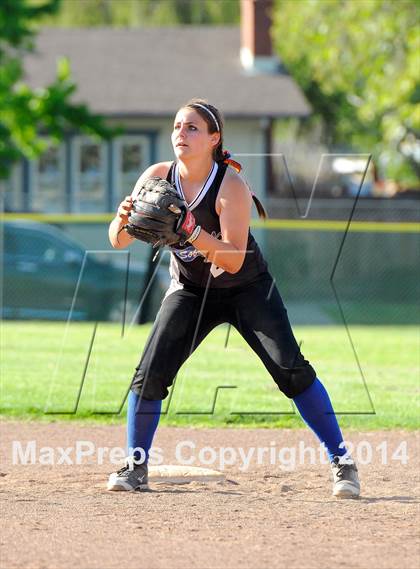 Thumbnail 1 in Analy @ Petaluma photogallery.
