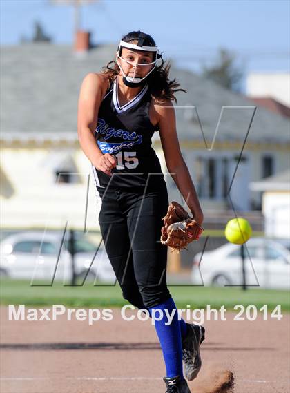 Thumbnail 3 in Analy @ Petaluma photogallery.
