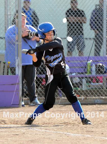 Thumbnail 2 in Analy @ Petaluma photogallery.