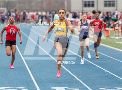 Thumbnail 3 in Cardinal Spring Invitational photogallery.