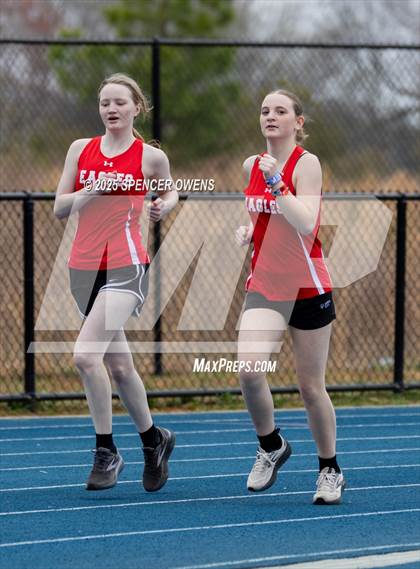 Thumbnail 3 in Cardinal Spring Invitational photogallery.