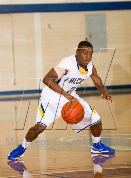 Thumbnail 1 in Channelview vs Strake Jesuit (McDonald's Texas Invitational) photogallery.