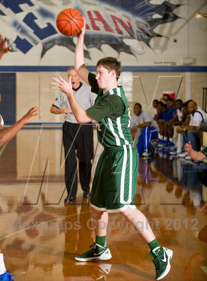 Thumbnail 2 in Channelview vs Strake Jesuit (McDonald's Texas Invitational) photogallery.