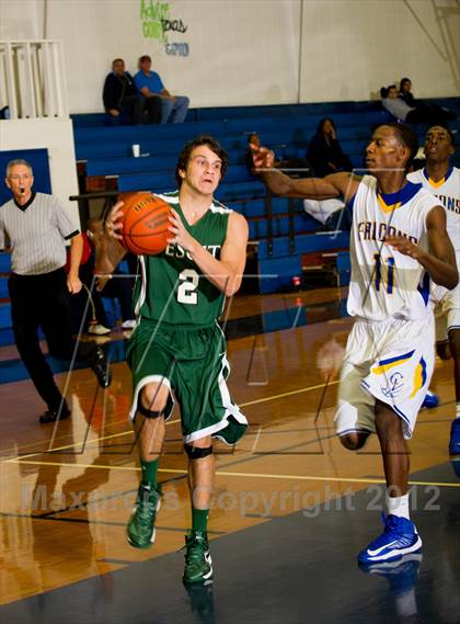 Thumbnail 2 in Channelview vs Strake Jesuit (McDonald's Texas Invitational) photogallery.