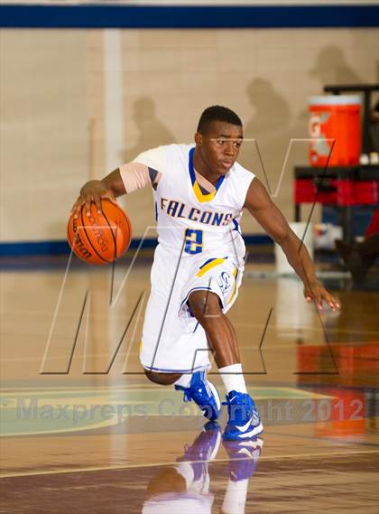 Thumbnail 3 in Channelview vs Strake Jesuit (McDonald's Texas Invitational) photogallery.