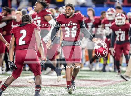 Thumbnail 2 in Cartersville vs. Warner Robins (GHSA 5A Final) photogallery.