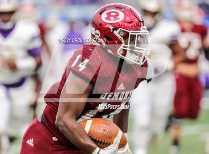 Thumbnail 3 in Cartersville vs. Warner Robins (GHSA 5A Final) photogallery.