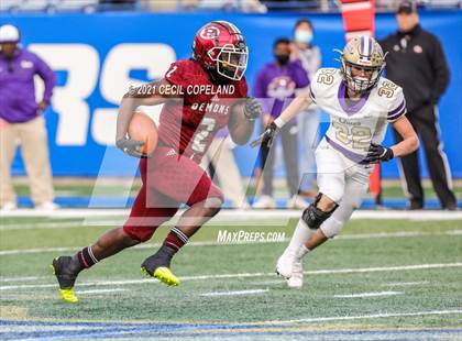 Thumbnail 3 in Cartersville vs. Warner Robins (GHSA 5A Final) photogallery.