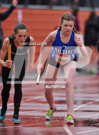 Thumbnail 3 in 50th Annual Loucks Games (Women's 4x800 Nick Panero Relay) photogallery.