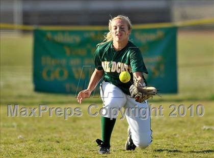 Thumbnail 3 in Villa Park @ Brea Olinda photogallery.