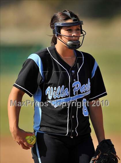 Thumbnail 3 in Villa Park @ Brea Olinda photogallery.