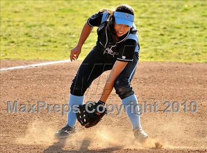 Thumbnail 3 in Villa Park @ Brea Olinda photogallery.